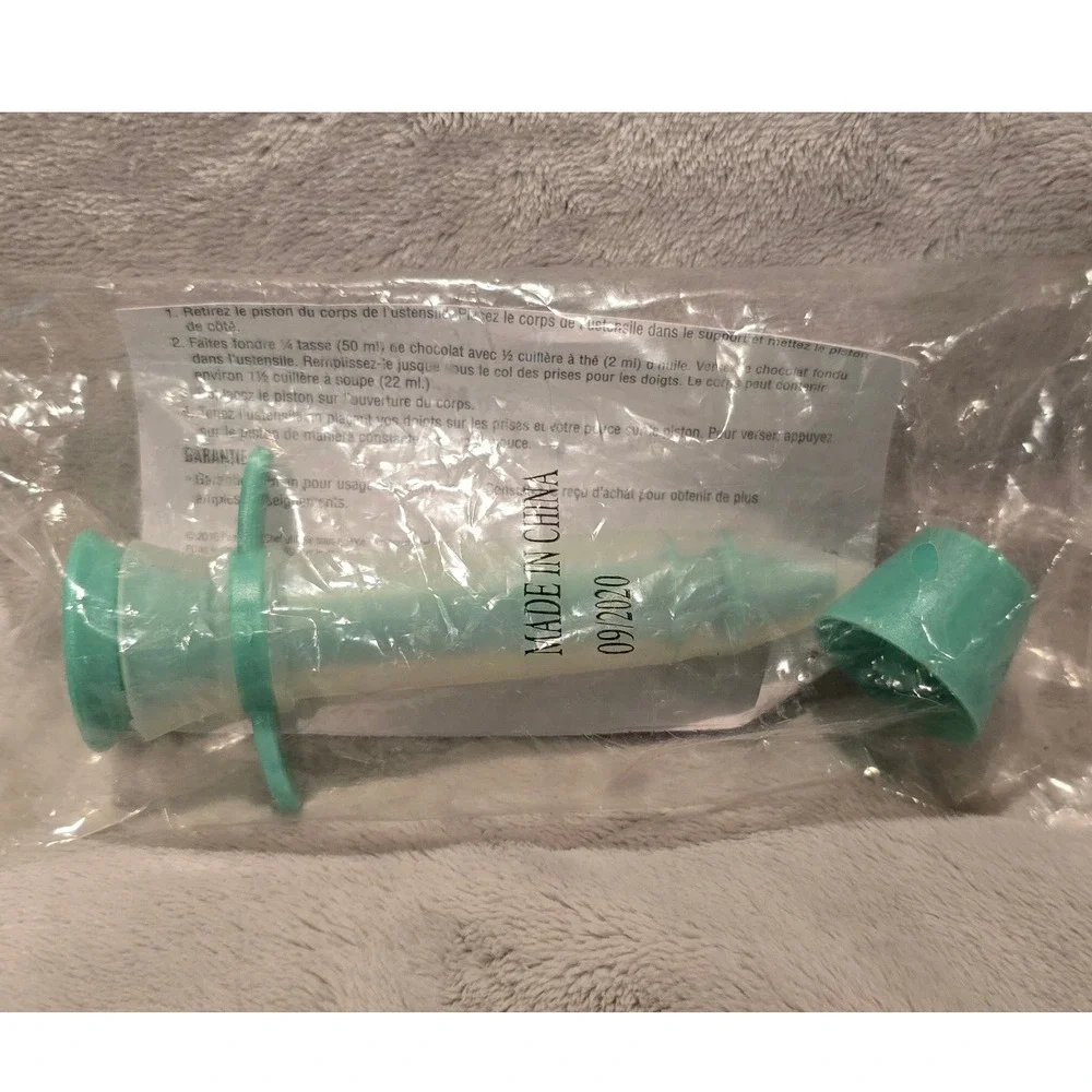 Pampered Chef Chocolate Drizzler‎ New